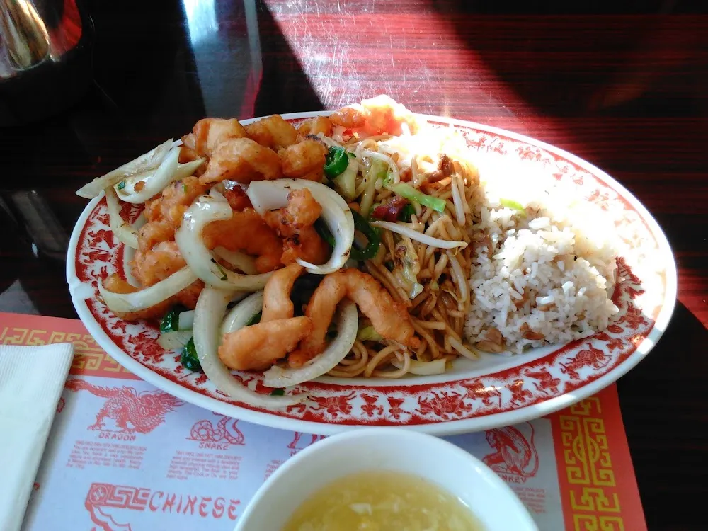 Salt and Pepper Chicken Lunch